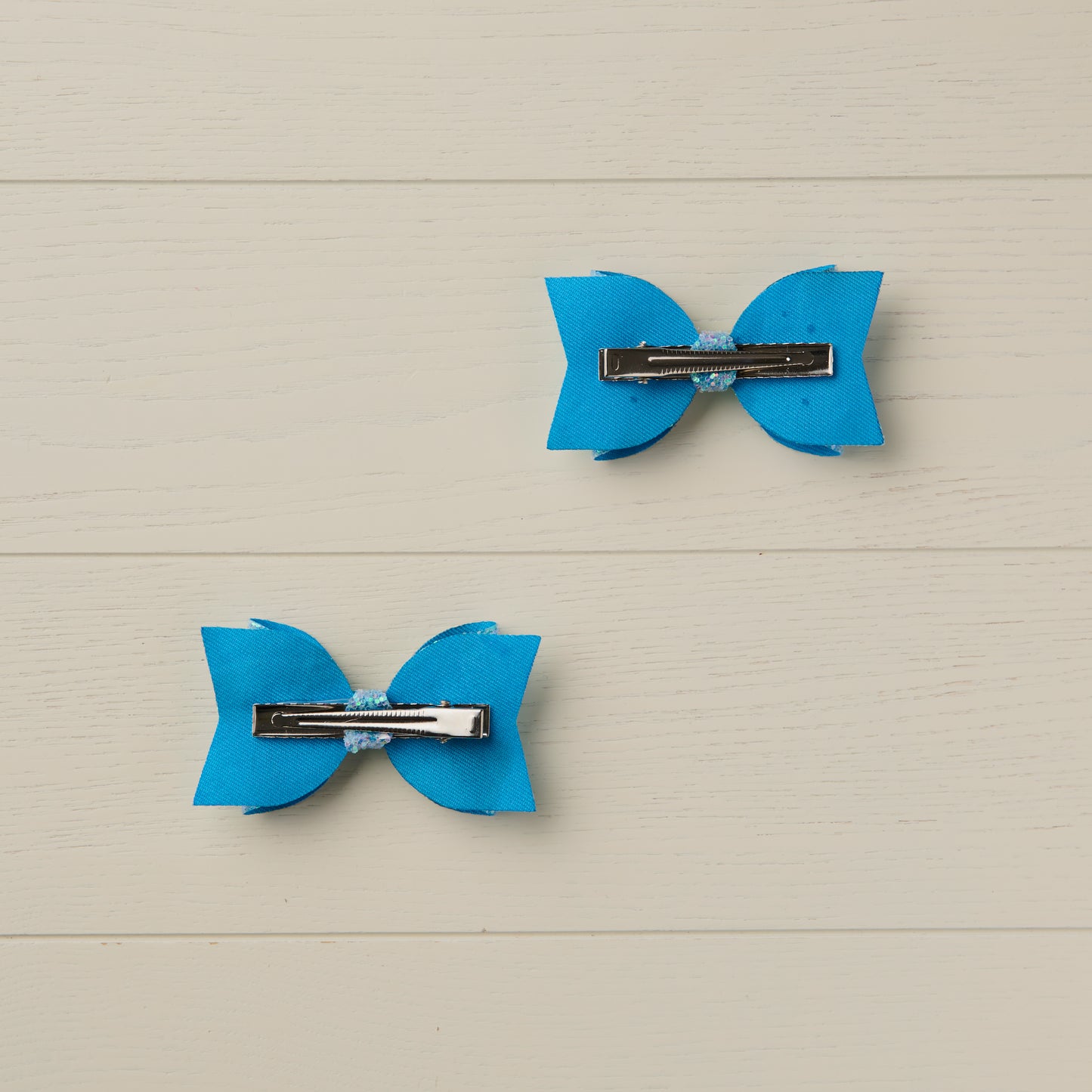 2pcs Frosty Blue Jazz Glitter 3" Hair Bows