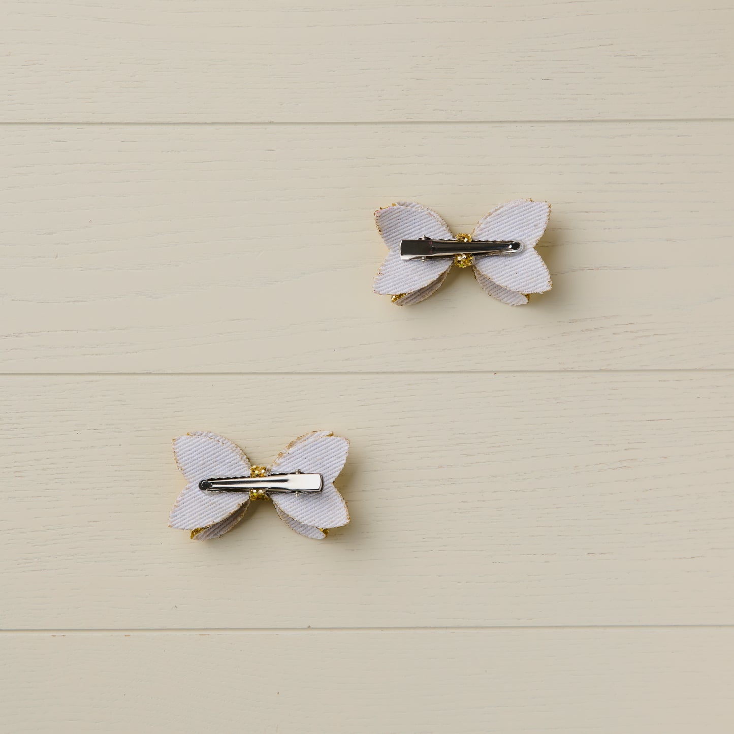 2 Gold Jazz Glitter Mini Hair Bows