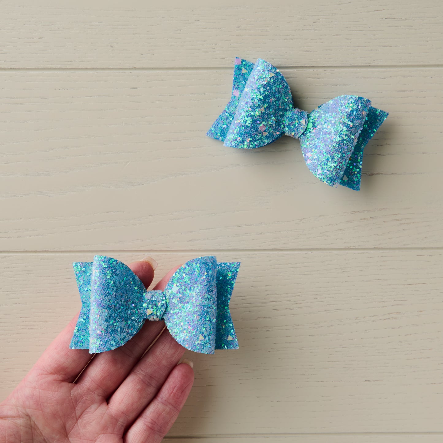 2pcs Frosty Blue Jazz Glitter 3" Hair Bows